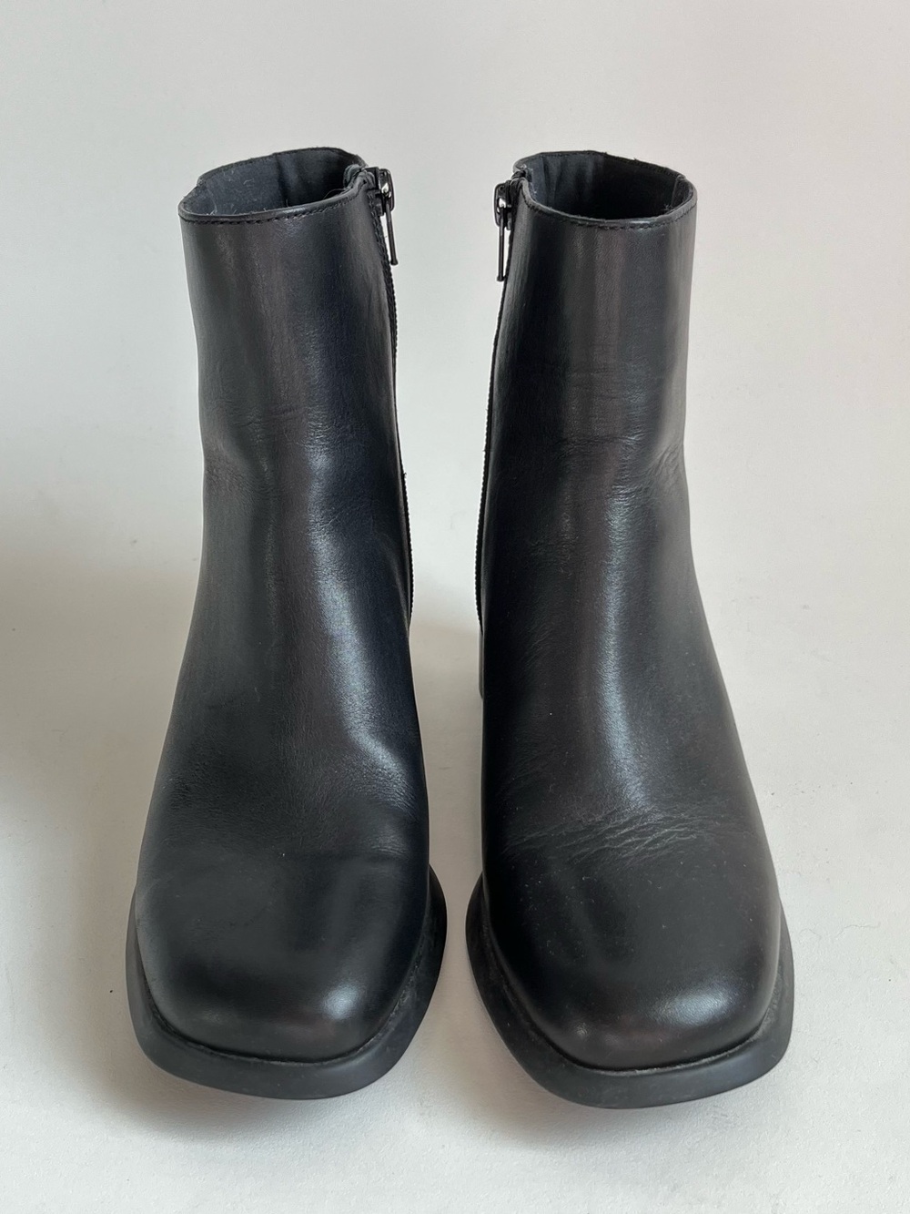 Camper Meda Black Leather Ankle Bootie size 39EU/8.5US - Picture 2 of 12